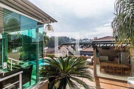 Casa de condomínio à venda com 540m², 5 quartos e 6 vagasVista