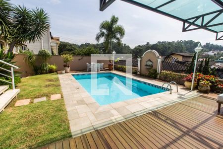 Casa de condomínio à venda com 540m², 5 quartos e 6 vagasPiscina