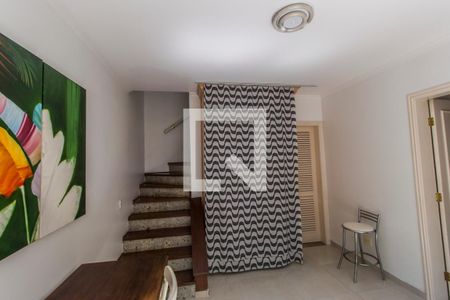 Casa de condomínio à venda com 540m², 5 quartos e 6 vagasQuarto