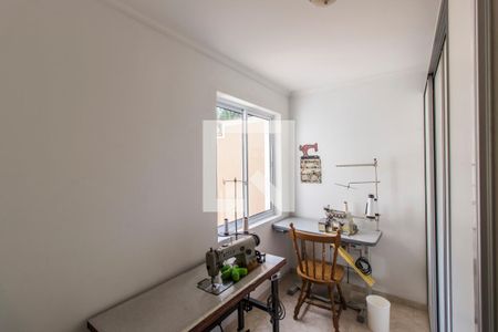 Casa de condomínio à venda com 540m², 5 quartos e 6 vagasQuarto