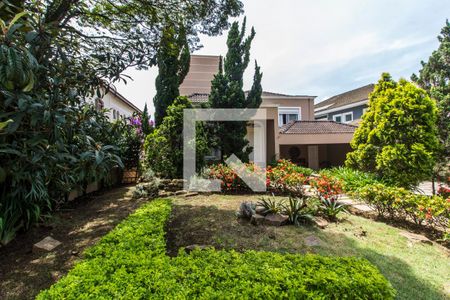 Casa de condomínio à venda com 540m², 5 quartos e 6 vagasVista da Rua