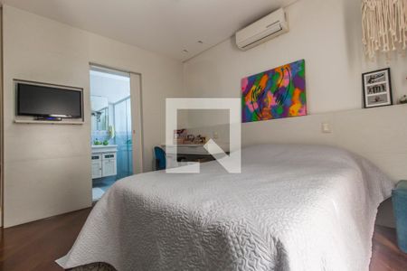 Casa de condomínio à venda com 540m², 5 quartos e 6 vagasSuíte 2