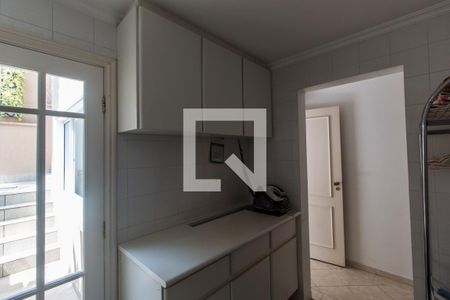 Casa de condomínio à venda com 540m², 5 quartos e 6 vagasÁrea de Serviço