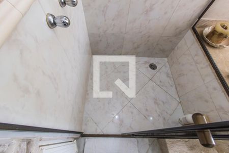 Casa de condomínio à venda com 540m², 5 quartos e 6 vagasBanheiro da Suíte