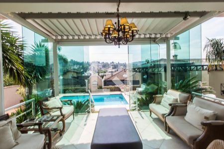 Casa de condomínio à venda com 540m², 5 quartos e 6 vagasVaranda