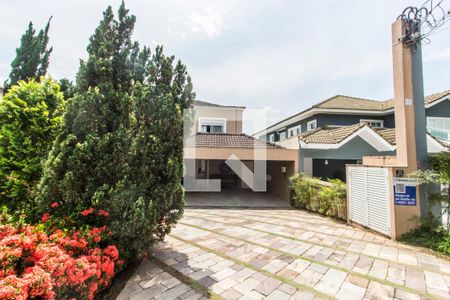 Casa de condomínio à venda com 540m², 5 quartos e 6 vagasVista da Rua