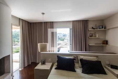 Casa de condomínio à venda com 540m², 5 quartos e 6 vagasSuíte master