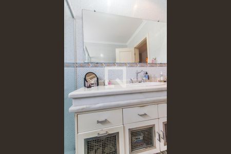 Casa de condomínio à venda com 540m², 5 quartos e 6 vagasBanheiro da Suíte 4