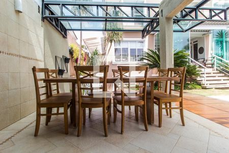 Casa de condomínio à venda com 540m², 5 quartos e 6 vagasDetalhe