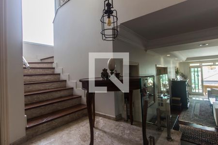 Casa de condomínio à venda com 540m², 5 quartos e 6 vagasHall de entrada