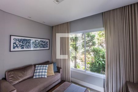 Casa de condomínio à venda com 540m², 5 quartos e 6 vagasEscritório