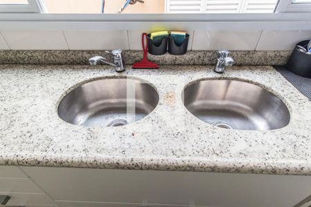 Casa de condomínio à venda com 540m², 5 quartos e 6 vagasDetalhe da cozinha