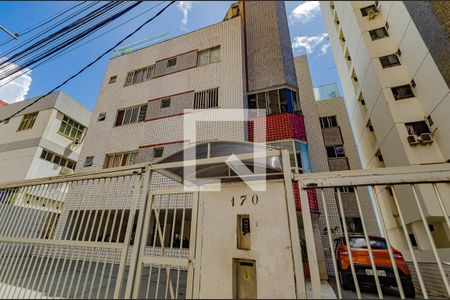 Apartamento para alugar com 81m², 2 quartos e 1 vaga Apartamento para alugar com 81m², 2 quartos e 1 vagaFachada e portaria