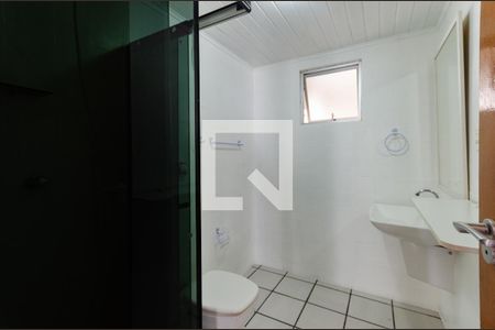 Apartamento para alugar com 81m², 2 quartos e 1 vaga Apartamento para alugar com 81m², 2 quartos e 1 vagaBanheiro Corredor