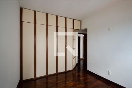 Apartamento para alugar com 81m², 2 quartos e 1 vaga Apartamento para alugar com 81m², 2 quartos e 1 vagaQuarto 2 - Suíte
