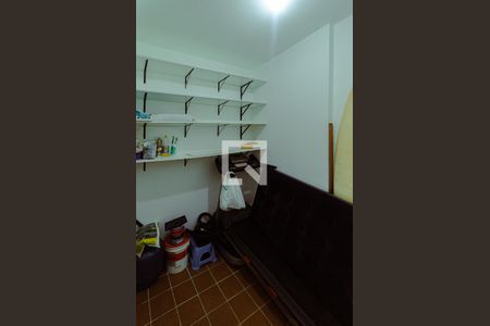 Apartamento para alugar com 81m², 2 quartos e 1 vaga Apartamento para alugar com 81m², 2 quartos e 1 vagaQuarto de Serviço