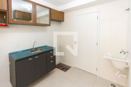 Cozinha e Área de Serviço de apartamento para alugar com 2 quartos, 33m² em Vila Ema, São Paulo