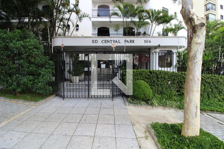 Apartamento à venda com 157m², 3 quartos e 2 vagasFachada