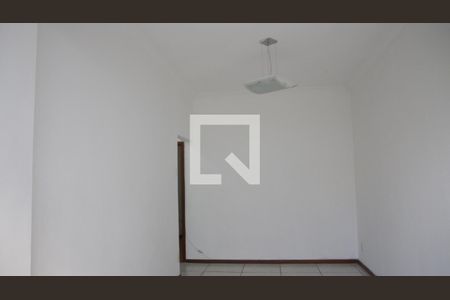 Apartamento à venda com 100m², 2 quartos e sem vagaSala