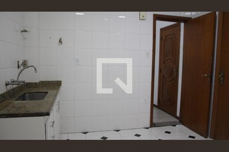 Apartamento à venda com 100m², 2 quartos e sem vagaCozinha