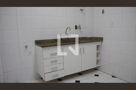 Apartamento à venda com 100m², 2 quartos e sem vagaCozinha