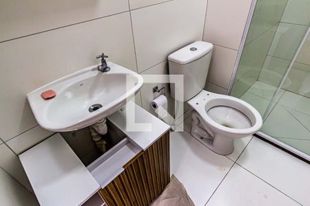 Apartamento para alugar com 31m², 2 quartos e sem vaga Apartamento para alugar com 31m², 2 quartos e sem vagaBanheiro