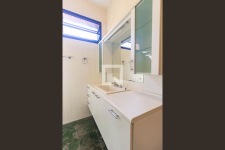 Banheiro da Suíte 1 de casa à venda com 4 quartos, 393m² em Butantã, São Paulo