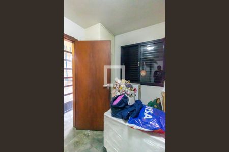 Casa à venda com 393m², 4 quartos e 6 vagasQuarto de Serviço