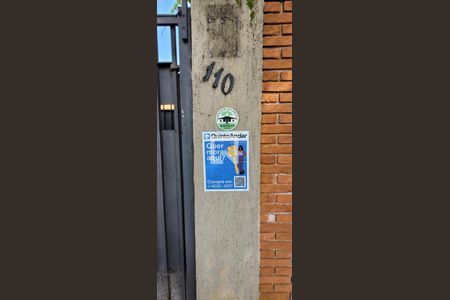 Casa à venda com 393m², 4 quartos e 6 vagasPlaca de Anúncio