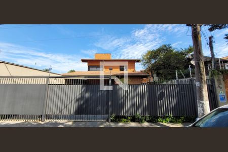 Casa à venda com 393m², 4 quartos e 6 vagasFachada