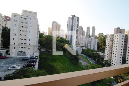 Apartamento à venda com 55m², 2 quartos e 1 vaga Apartamento à venda com 55m², 2 quartos e 1 vagaVista do Quarto 2