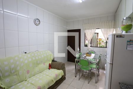 Casa à venda com 130m², 3 quartos e 2 vagasCozinha