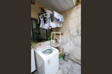 Casa à venda com 130m², 3 quartos e 2 vagasÁrea de Serviço