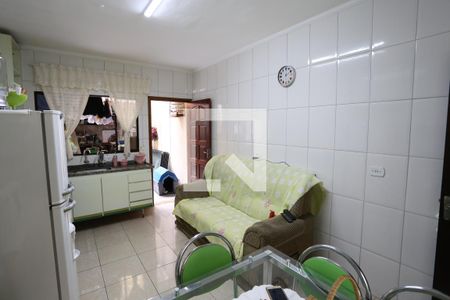 Casa à venda com 130m², 3 quartos e 2 vagasCozinha
