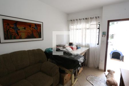 Sala de casa à venda com 3 quartos, 130m² em Vila Guilhermina, São Paulo