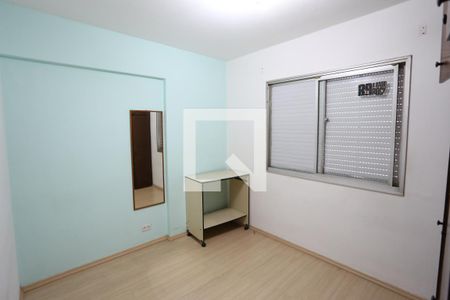 Quarto 2 de apartamento para alugar com 2 quartos, 56m² em Vila Marieta, São Paulo