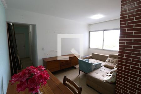 Sala de apartamento para alugar com 2 quartos, 56m² em Vila Marieta, São Paulo