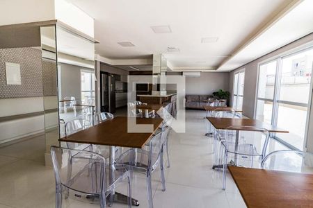 Apartamento para alugar com 38m², 1 quarto e 2 vagas Apartamento para alugar com 38m², 1 quarto e 2 vagasÁrea comum - Salão de festas