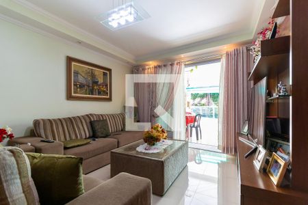 Sala de casa à venda com 4 quartos, 250m² em Jardim Itapemirim, São Paulo