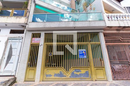 Casa à venda com 250m², 4 quartos e 1 vagaFachada