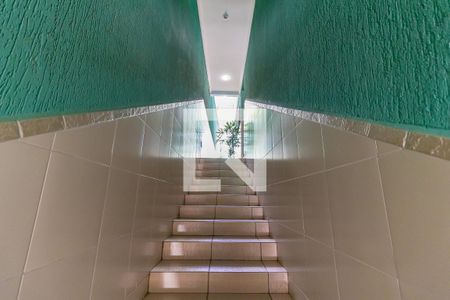 Casa à venda com 250m², 4 quartos e 1 vagaEscada