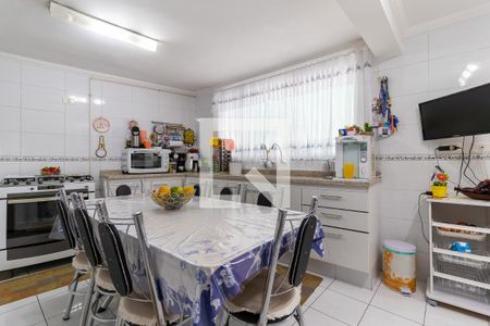 Casa à venda com 250m², 4 quartos e 1 vagaCozinha