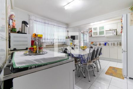 Casa à venda com 250m², 4 quartos e 1 vagaCozinha