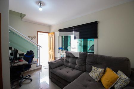 Sala de casa de condomínio para alugar com 2 quartos, 73m² em Vila Verde, São Paulo