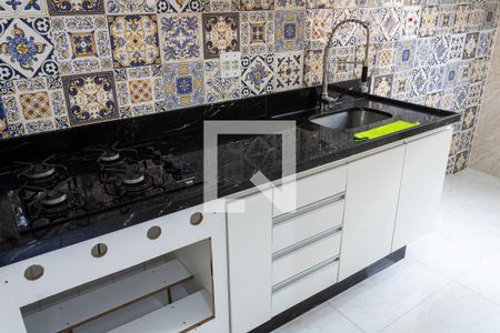Apartamento para alugar com 50m², 2 quartos e 2 vagas Apartamento para alugar com 50m², 2 quartos e 2 vagasCozinha e Área de Serviço
