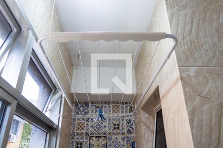 Apartamento para alugar com 50m², 2 quartos e 2 vagas Apartamento para alugar com 50m², 2 quartos e 2 vagasCozinha e Área de Serviço
