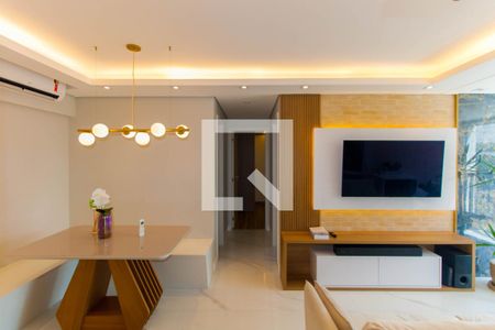 Apartamento à venda com 65m², 2 quartos e 1 vagaSala