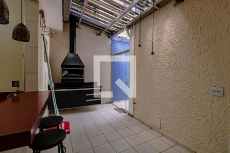 Casa à venda com 180m², 3 quartos e 2 vagasCozinha