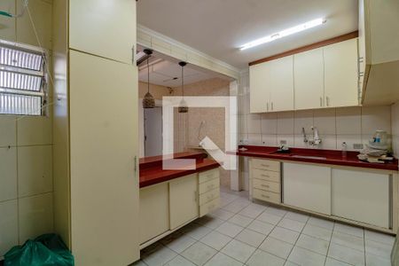 Casa à venda com 180m², 3 quartos e 2 vagasCozinha