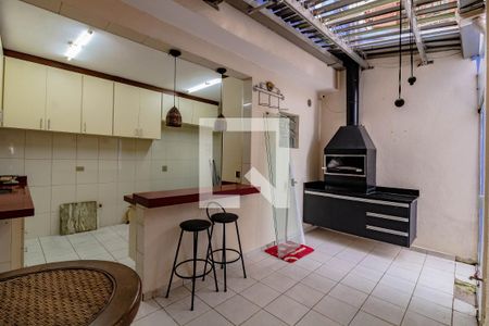 Casa à venda com 180m², 3 quartos e 2 vagasCozinha